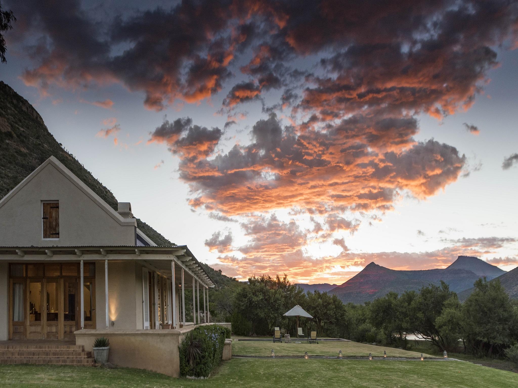 Mount Camdeboo Hotel Graaff Reinet Exterior photo